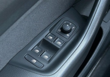 Volkswagen Arteon Fastback 2.0 TDI 150KM 2020 Volkswagen Arteon Essence Pakiety, ACC, Kamera, Podgrzewane 4 fotele i ki, zdjęcie 17