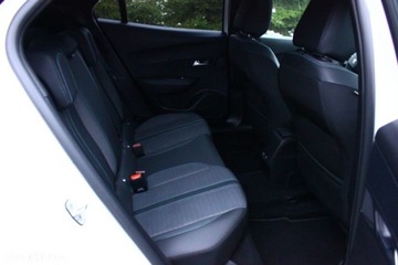 Peugeot 2008 II SUV 1.5 BlueHDi 130KM 2022 Peugeot 2008 Peugeot 2008 BlueHDi 130 Allure SampS EAT8 1.5 Diesel 130KM, zdjęcie 35