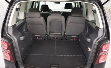 Volkswagen Touran I 1.4 TSI 140KM 2008 Volkswagen Touran 7-Osobowy, Grzane Fotele, Tempomat, Czujniki, Wielofunkc, zdjęcie 13