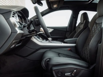 Audi Q7 II 2026 AUDI Q7 60 TFSI e quattro S Line Suv 3.0 (490KM) 2026, zdjęcie 3