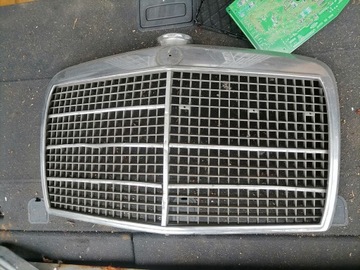 atrapa gril mercedes w115