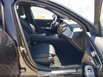 Mercedes Klasa E W214 2024 Mercedes-Benz Klasa E 2024 Mercedes-Benz E-Class E 350 4MATIC Sedan 2.0, zdjęcie 6