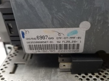 Peugeot 407 — Цветной дисплей радионавигации — КОМПЛЕКТ