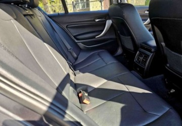 BMW Seria 1 F20-F21 Hatchback 5d Facelifting 2017 118i 136KM 2018 BMW Seria 1 BMW Seria 1 118i Edition Metropolitan 1.5 Benzyna 136KM, zdjęcie 21