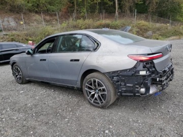 BMW Seria 7 G70 2023 BMW Seria 7 740i 2023 3.0l 3.0 Benzyna 375KM, zdjęcie 1