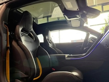 Mercedes CLE Coupe AMG 3.0 53  449KM 2025 MERCEDES-BENZ CLE AMG 53 4-Matic+ Coupe 3.0 (449KM) 2025, zdjęcie 4