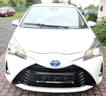 Toyota Yaris III Hatchback 5d Facelifting 2017 1.5 Hybrid 100KM 2018 TOYOTA YARIS HYBRYDA, zdjęcie 2