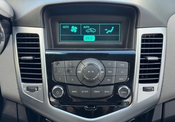 Chevrolet Cruze Sedan 1.8 16V DOHC 141KM 2011 Chevrolet Cruze 1,8 141KM Climatronic PDC Bezwypadkowy Serwis ASO 1.8, zdjęcie 18