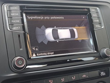 Volkswagen Jetta VI Sedan Facelifting 1.4 TSI 125KM 2017 Volkswagen Jetta Climatronic 2-strefowy Tempomat Czujniki parkowania Bluet, zdjęcie 14