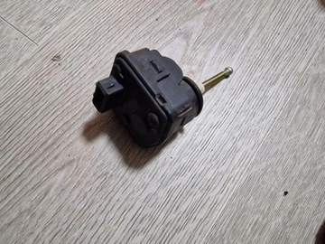 AUDI A6 S6 C4 4A 1996 MOTOREK REGULACE