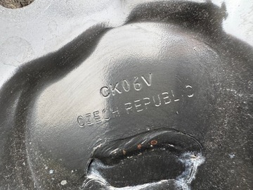 NOSNÍK PODPĚRA VÝZTUHA PŘEDNÍ OE 31349965 VOLVO V40 II