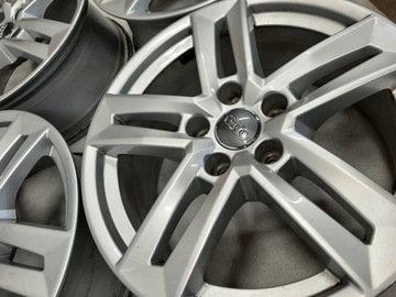 AUDI 17'' A4 B9 5X112X66,6 7JX17 ET42 8W0601025P