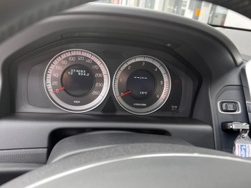 Volvo XC60 I SUV 2.0 D4 163KM 2012 VOLVO XC60 D4 163 KM PEWNE AUTO !, zdjęcie 8