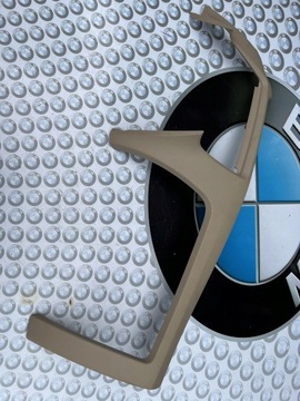 BMW E84 - DÍL DESKY ROZDĚLOVACÍ KRYT POUZDRO SPODNÍ