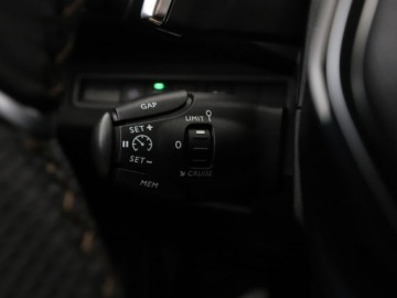 Peugeot 3008 II Plug-In Hybrid HYbrid4 300 PHEV 300KM 2019 Peugeot 3008 GT phev full led virtual automat, zdjęcie 35