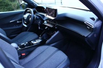 Peugeot 2008 II SUV 1.5 BlueHDi 130KM 2023 Peugeot 2008 1.5 HDI 130KM LIFT AUTOMAT ALLURE I Wlasciciel ASO Bezwypadko, zdjęcie 37