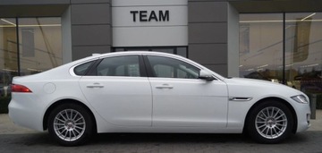 Jaguar XF II Sedan 2.0 i4D 180KM 2018 Jaguar XF 2.0 Diesel 180KM, zdjęcie 7