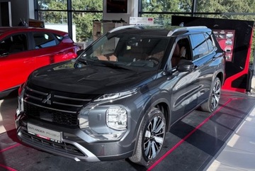 Mitsubishi Outlander III 2025 Mitsubishi Outlander Plug in Instyle Plus Leasing od 101 2.4 306KM