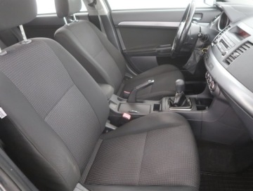 Mitsubishi Lancer IX Sportback 1.8 MIVEC 143KM 2010 Mitsubishi Lancer 1.8 i, Salon Polska, Serwis ASO, zdjęcie 8