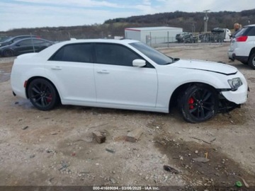 Chrysler 300C II 2023 Chrysler 300 C 2023 6.4l 6.4 Benzyna 485KM, zdjęcie 6