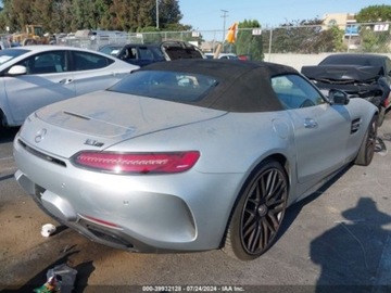 Mercedes AMG GT C190 2018 Mercedes-Benz AMG GT C 2018 4.0l, od ubezpieczalni 4.0 Benzyna 550KM, zdjęcie 2