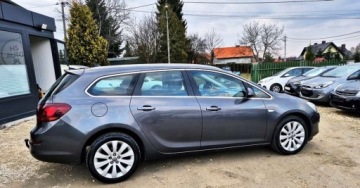 Opel Astra J Sports Tourer 1.4 Turbo ECOTEC 140KM 2011 Opel Astra BENZYNA nawigacja pol SKORA super okazja POLECAMY 1.4, zdjęcie 12