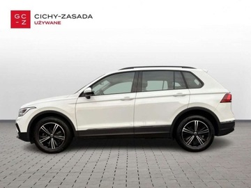Volkswagen Tiguan II SUV Facelifting 2.0 TSI 190KM 2023 Volkswagen Tiguan Life, 2.0 TSI 190KM 4Motion, od reki 2.0 Benzyna 190KM, zdjęcie 1