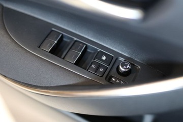 Toyota Corolla XII Hatchback 1.8 Hybrid 122KM 2022 Toyota Corolla 1.8 Hybrid Comfort Tech 1.8 Hybryda 122KM, zdjęcie 12