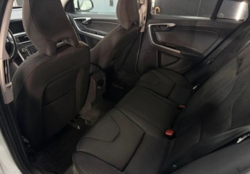 Volvo V60 I Kombi Facelifting 1.5 T3 DRIVE-E 152KM 2017 Volvo V60 Polski salon _ Pierwszy wlasciciel _ 1.5 Benzyna 152KM, zdjęcie 10