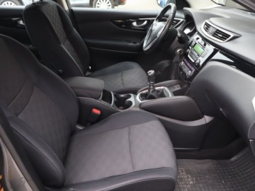 Nissan Qashqai II Crossover 1.2 DIG-T 115KM 2015 Nissan Qashqai 1.2 DIG-T, Salon Polska, zdjęcie 8