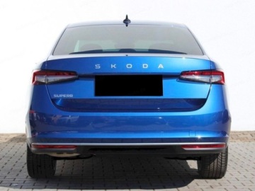 Skoda Superb IV Liftback 2.0 TSI 265KM 2025 SKODA Superb L&amp;K 2.0 TSI DSG 4x4 Sedan 265KM 2025, zdjęcie 3