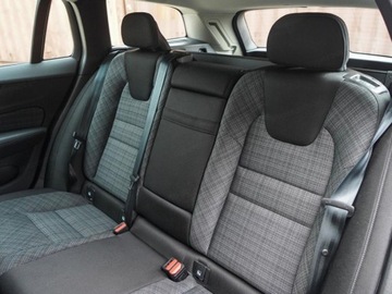 Volvo V60 II  Kombi Facelifting 2.0 B4 B 197KM 2025 VOLVO V60 B4 Core Combi 2.0 (197KM) 2025, zdjęcie 11