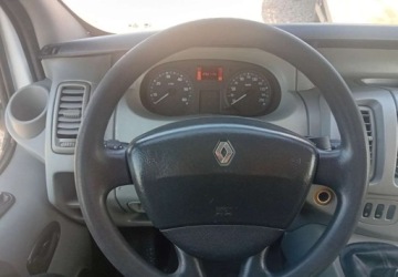 Renault Trafic II Kabina 2.0 dCi 90KM 2009 Renault Trafic Renault Trafic 2.0 Diesel 90KM, zdjęcie 22