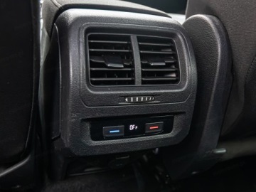 Volkswagen Touran III 1.4 TSI 150KM 2017 VOLKSWAGEN Touran 1.4 TSI Highline DSG 7os. 150KM 2017, zdjęcie 22