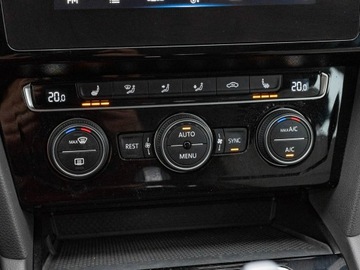 Volkswagen Arteon Fastback 2.0 TDI 190KM 2020 Volkswagen Arteon 2.0 TDI Elegance 4Motion, zdjęcie 17