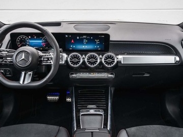 Mercedes GLB SUV Facelifting 2.0 220 190KM 2025 MERCEDES-BENZ GLB 220 4-Matic AMG Line 2.0 (190KM) 2025, zdjęcie 10