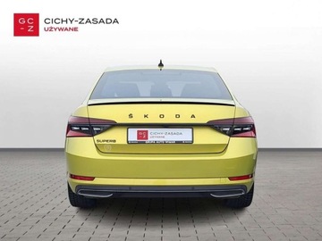 Skoda Superb III Liftback Facelifting 2.0 TSI 190KM 2021 Skoda Superb Sportline 2.0 TSI 190KM DSG FV23 2.0 Benzyna 190KM, zdjęcie 3