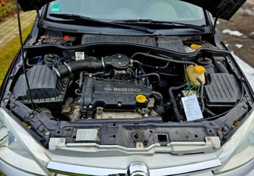 Opel Corsa C 1.2 ECOTEC 75KM 2003 Opel Corsa Opel Corsa 1.2 16V 1.2 Benzyna 75KM, zdjęcie 25