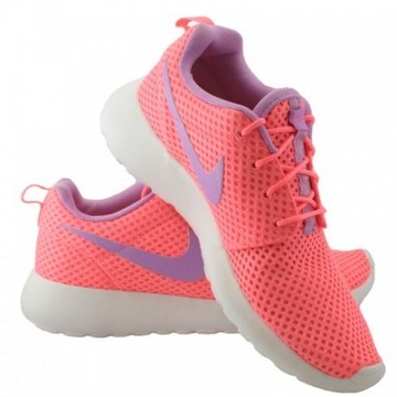 Buty NIKE ROSHERUN roz.37,5