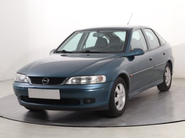 Opel Vectra B Hatchback 1.6 16V ECOTEC 101KM 2001 Opel Vectra 1.6, Klima, Klimatronic,ALU, zdjęcie 1