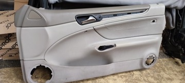 Przód Przedni prawy boczek Mercedes CLK W208