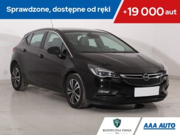 Opel Astra J GTC 1.6 CDTI Ecotec 136KM 2017 Opel Astra 1.6 CDTI, Salon Polska, Skóra, Klima