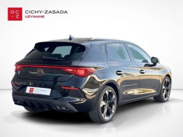 Cupra Leon II Hatchback 1.5 eTSI MHEV 150KM 2023 Cupra Leon SalonPL 150KM eTSI Kubelki Matrix BeatsAudio Ambiente 1.5 150KM, zdjęcie 4