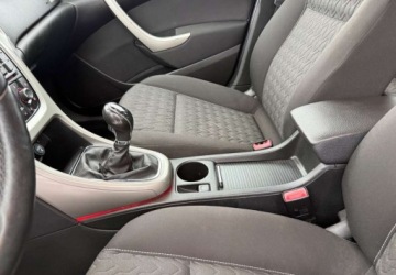 Opel Astra J GTC 1.7 CDTI ECOTEC 130KM 2013 Opel Astra Opel Astra 1.7 CDTI DPF Active 1.7 Diesel 130KM, zdjęcie 10