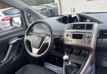 Toyota Verso Minivan 1.6 Valvematic 132KM 2009 Toyota Verso Przygotowany do rejestracji 1.6 Benzyna 132KM, zdjęcie 10