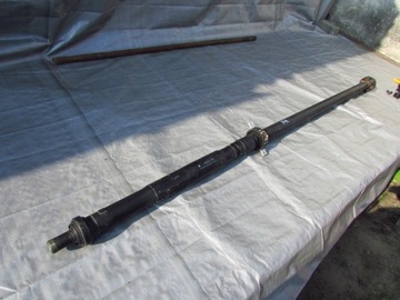 BMW F46 2.0D X-DRIVE HŘÍDEL HNACÍ 8610676 8610676-07 72883810