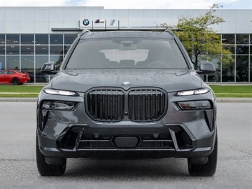 BMW X7 SUV Facelifting 3.0 40d 352KM 2025 BMW X7 xDrive40d Individual Edition Suv 3.0 (352KM) 2025, zdjęcie 3