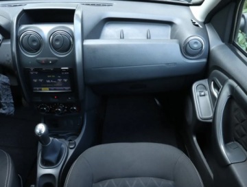 Dacia Duster I SUV Facelifting 1.6 16V 105KM 2014 Dacia Duster 1.6 16V, Salon Polska, Navi, Klima, zdjęcie 7