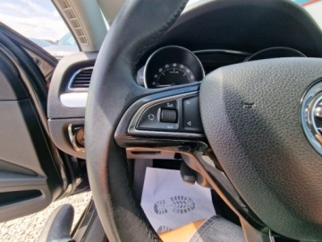 Skoda Superb II Kombi Facelifting 2.0 TDI CR DPF 170KM 2014 Skoda Superb 2.0 170Ps DSG Navi Alu Ksenon Kombi Gwarancja 2.0 Diesel 170KM, zdjęcie 16