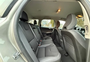 Volvo XC60 I SUV Facelifting 2.4 D4 181KM 2014 Volvo XC 60 Volvo XC 60 D4 AWD Momentum 2.4 Diesel 181KM, zdjęcie 28